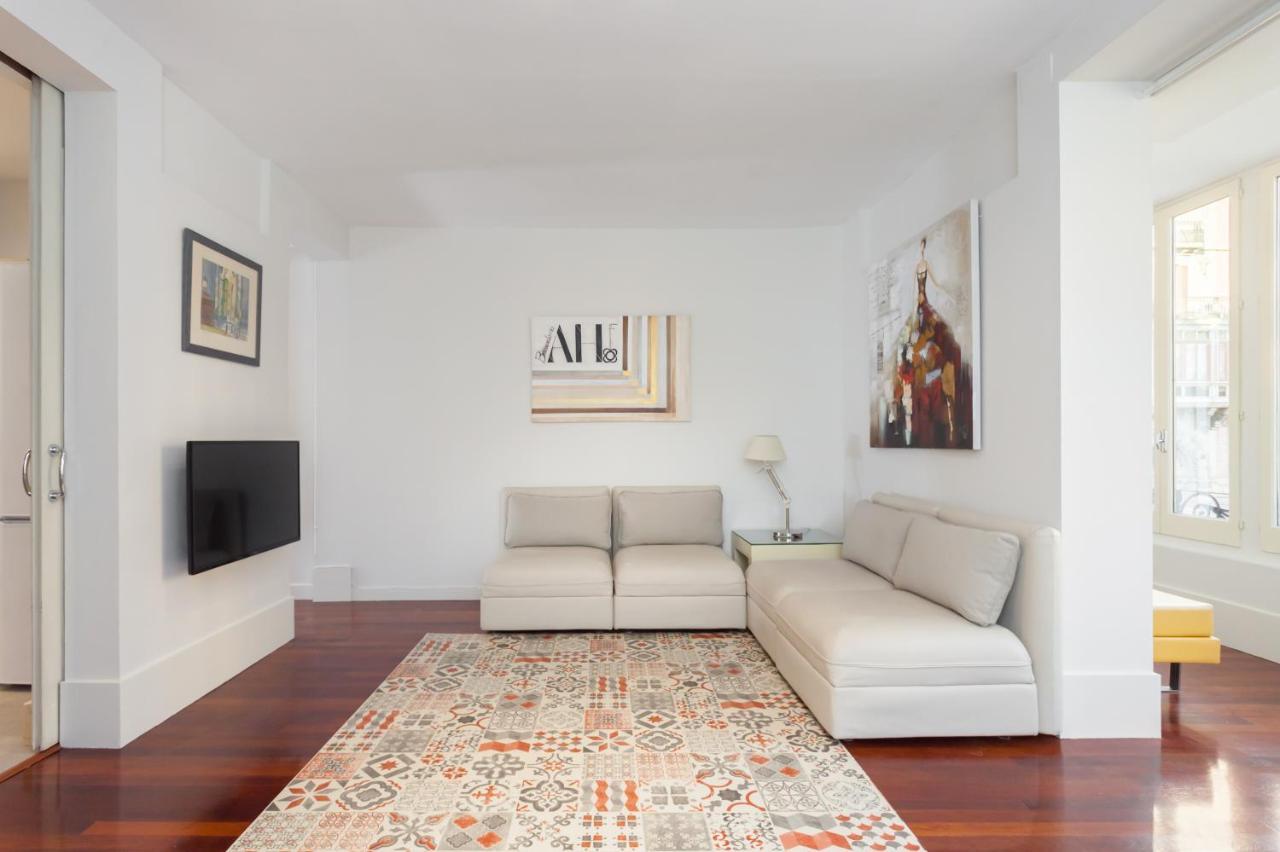 Art House Granvia Apartment Barcelona Exterior photo