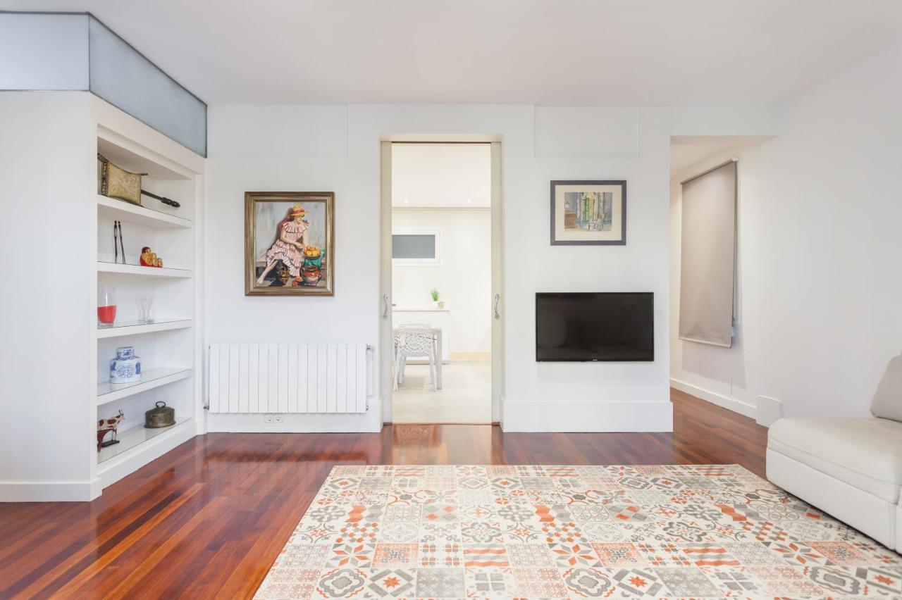 Art House Granvia Apartment Barcelona Exterior photo